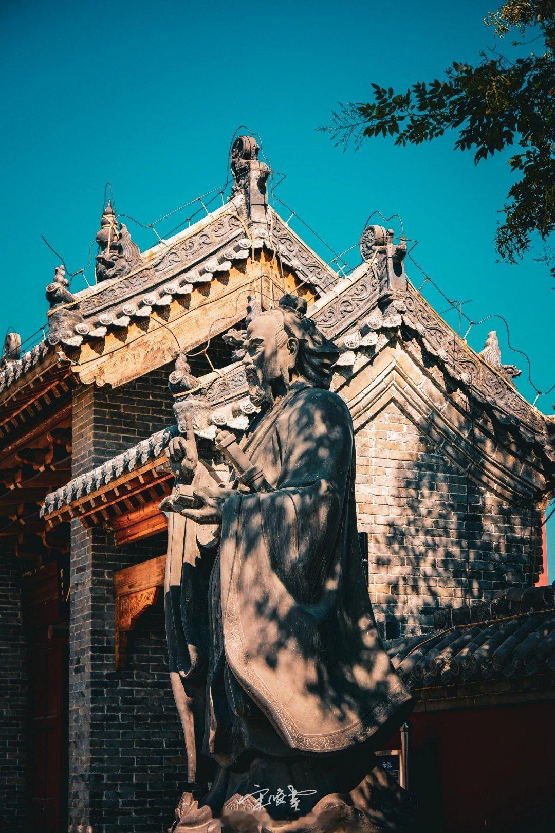 河南也有媲美山西的古建河南平顶山，郏县文庙始建于五代后周显德元年（公元954年）