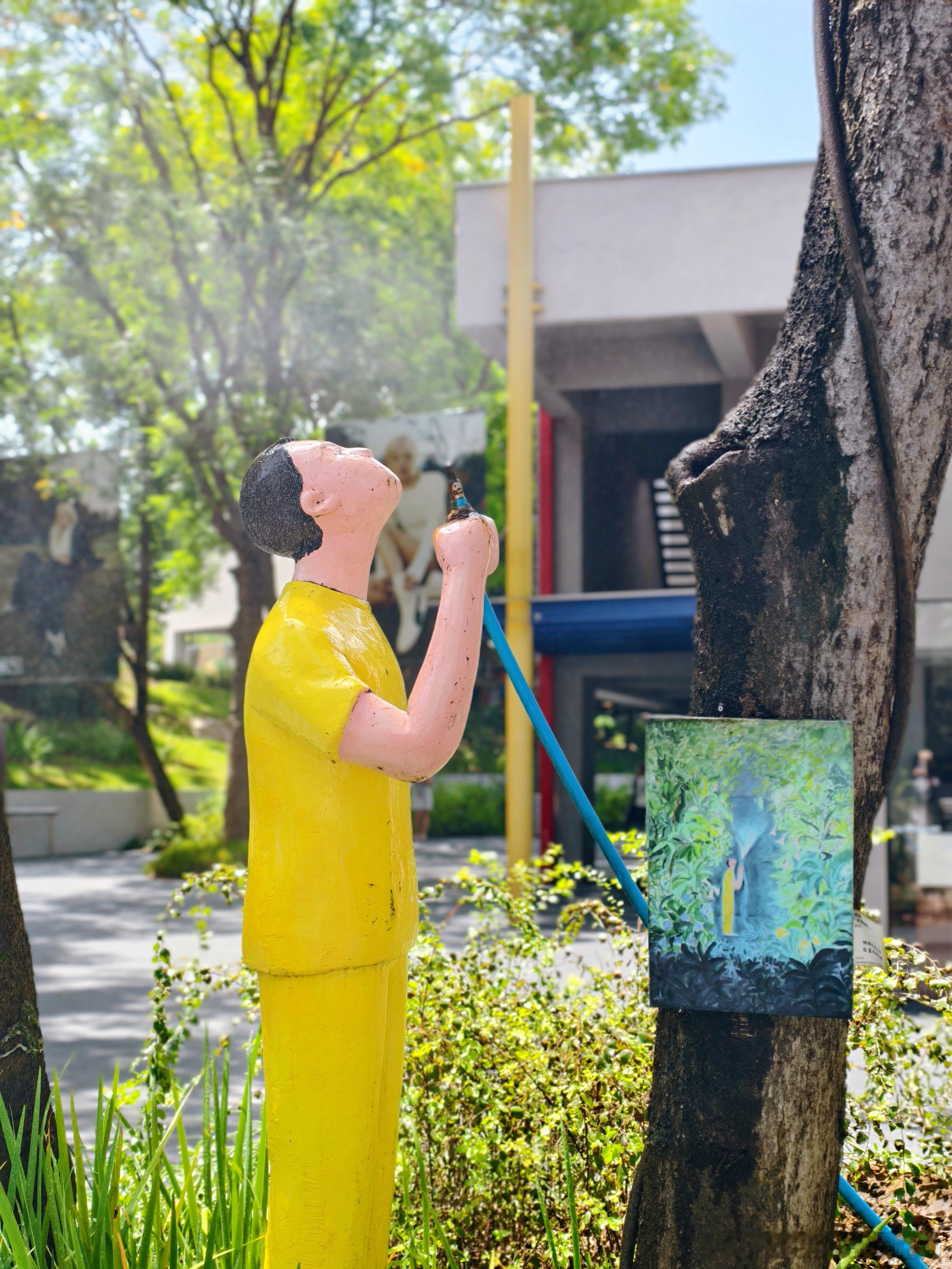 手持影像大小王走哪儿都是主场对于想要轻装上阵、不想扛着大单反、又想轻松拍出“神瞬