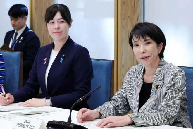 日本没招了？竟把主意打到了这事上？
 
7月24日，《朝日新闻》发了一篇报道：日