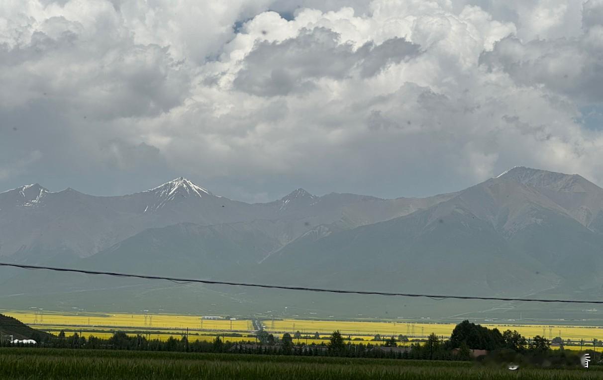 每个地方对待每件发生的事情，或都会有些许不同看法，包括以民意主战的乌克兰，也有少