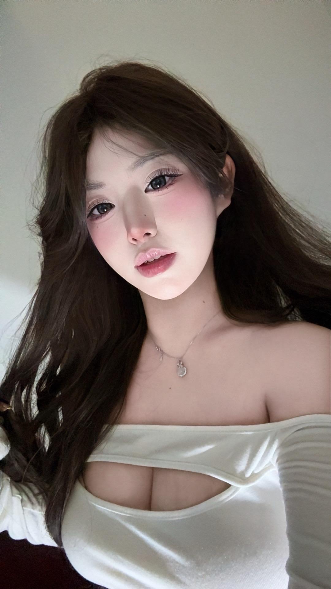 是在骂我吗 听不懂 感觉像在撒娇