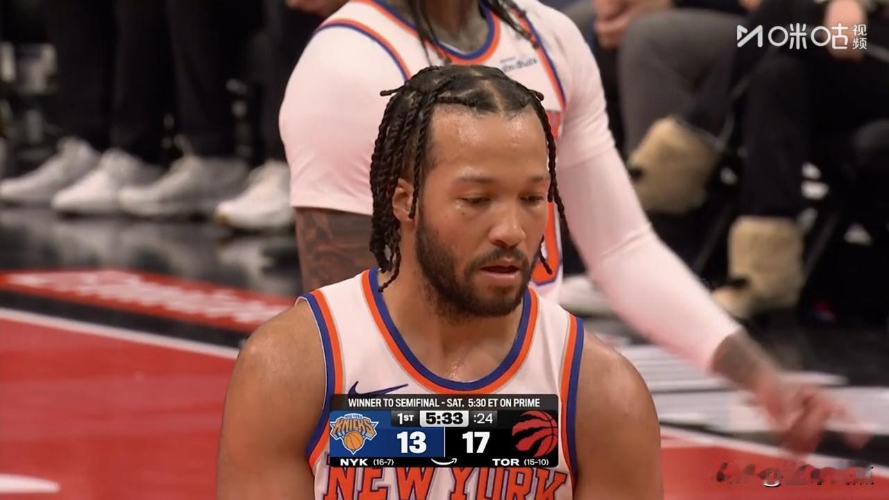 对飙！布伦森单节20分，英格拉姆17分，第一节结束尼克斯35-39落后猛龙队4分