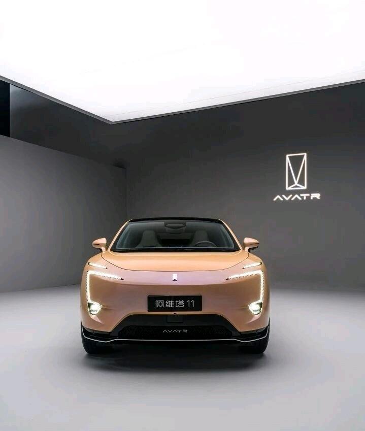 16.5万买二手阿维塔11，是潮人捡漏还是为设计买单？一辆二手2024款阿维塔1