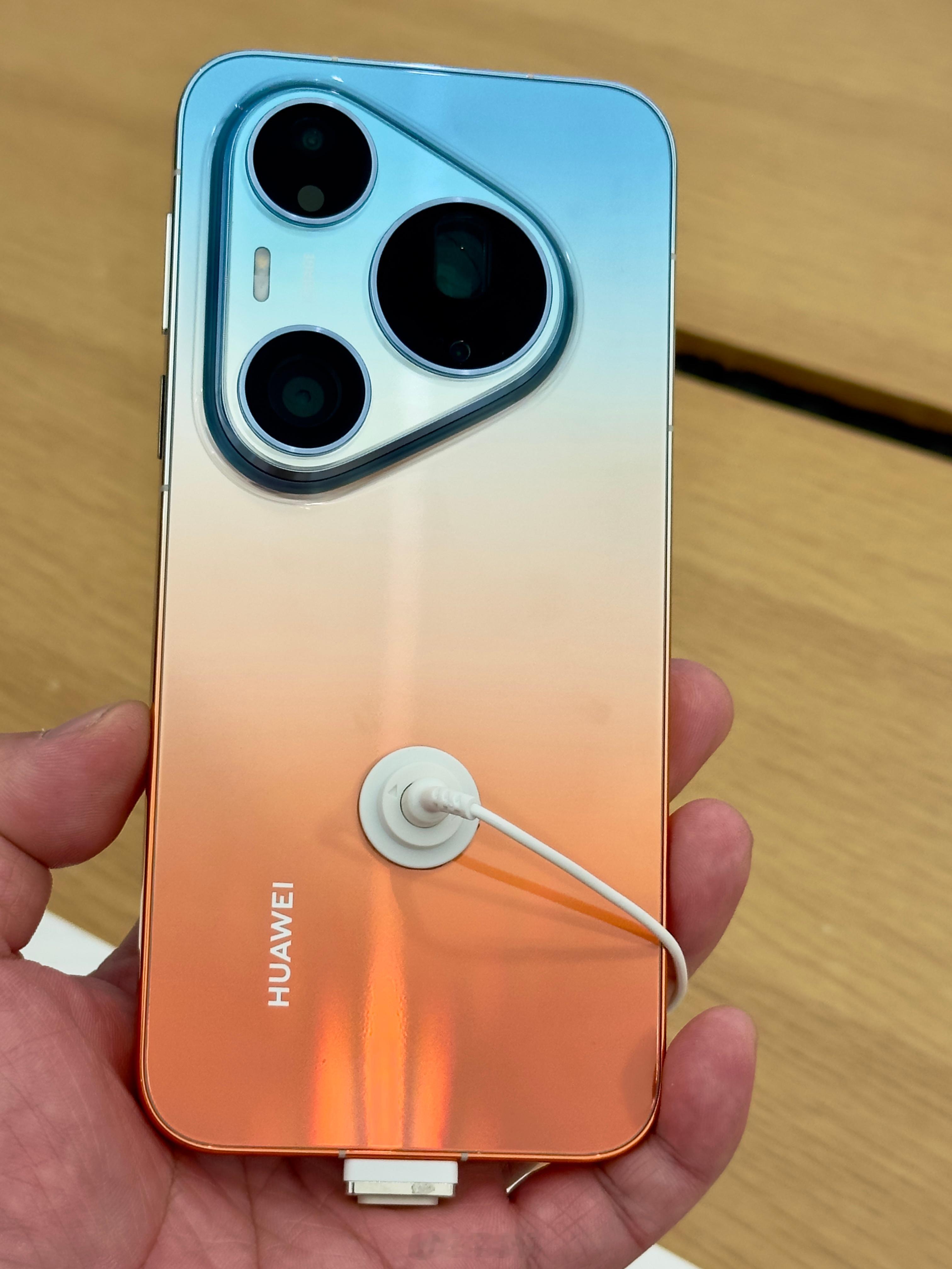 华为Pura90价格华为第三款Pro Max手机，Pura90 Pro Max真