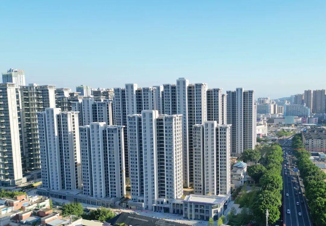 上海西旧改安置房项目（榕发·望熙雅筑）顺利完成竣工验收备案，标志着该项目正式具备