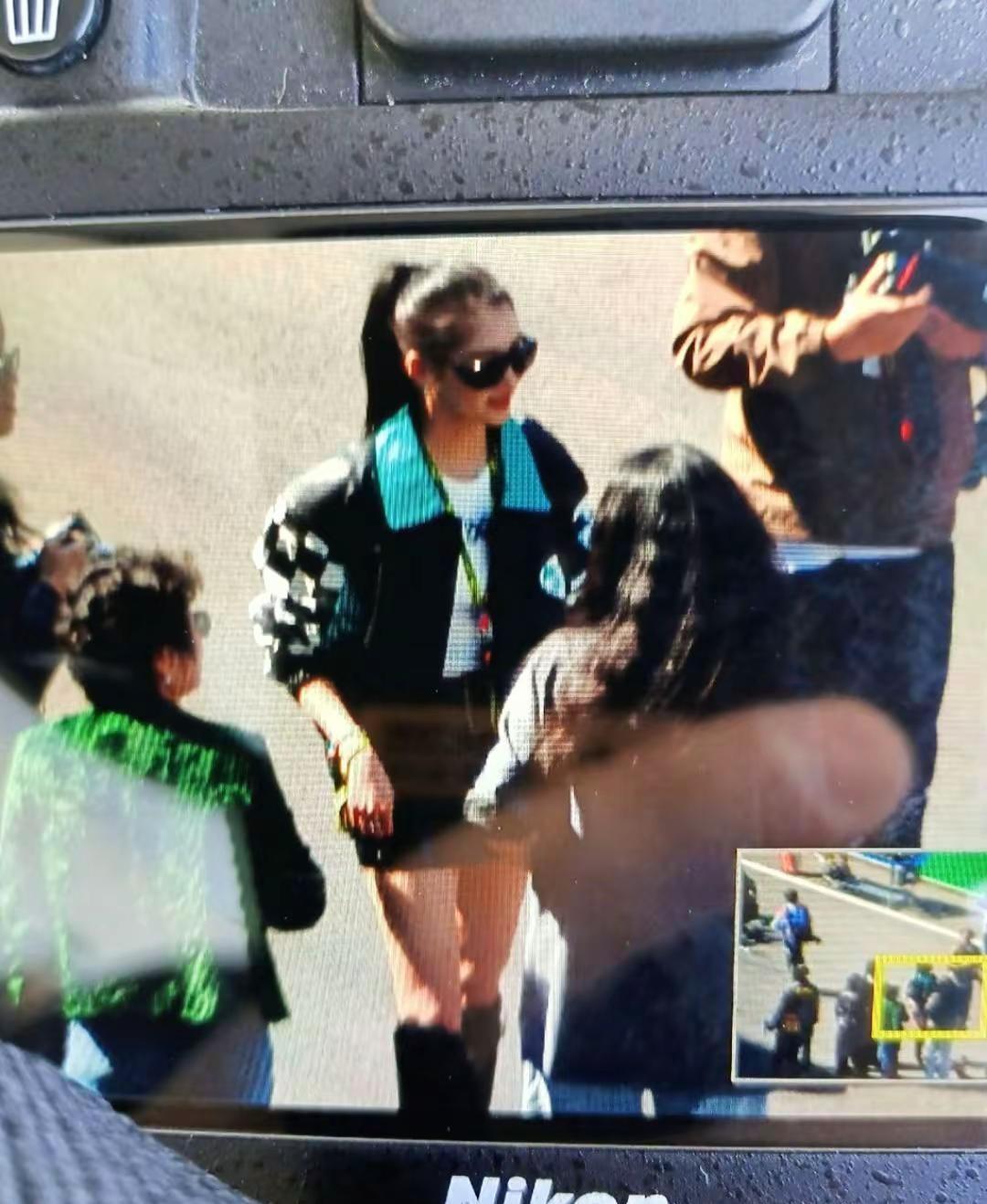 听说单发晓彤这张会火。我姐的美貌毋庸置疑，出场即神图@关晓彤