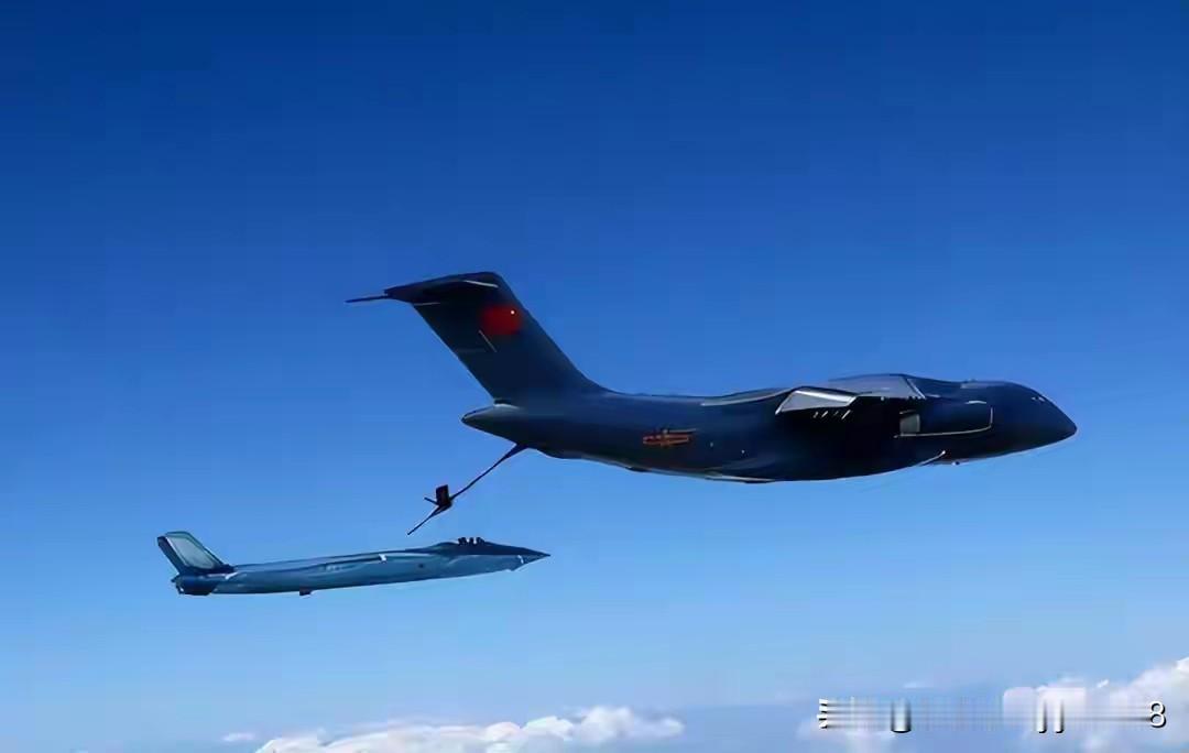 印度若沉浸于这份“特供”的荣誉里，无异于饮鸩止渴。现代空战的胜负手，是如中国般成