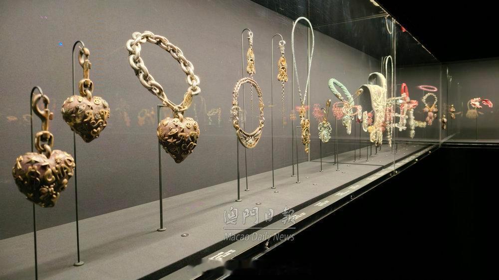 资本市场珠宝财经 「她和她的珠寶展澳門站 開幕 展六百作品..」【澳門日報消息】