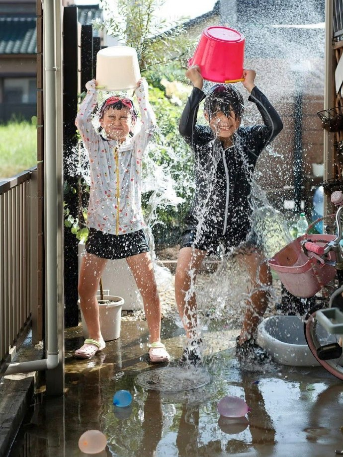 健康才是人一生的主旋律，包括心灵的健康和身体的健康，快乐是心灵上的健康。    