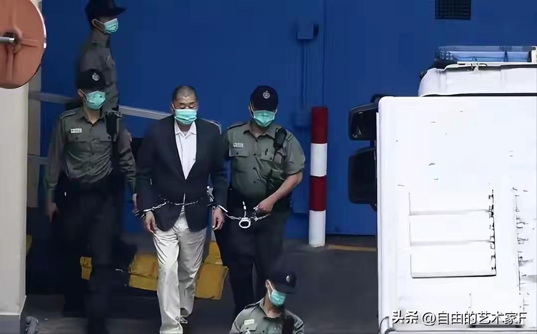 9月17日，反中乱港分子黎智英之子黎崇恩又出来作妖了，他突然现身美国会的听证会。