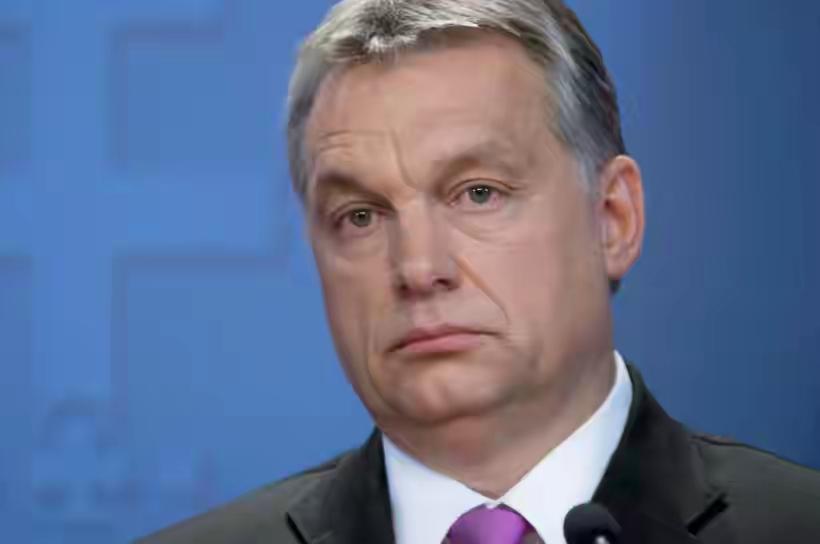 这是太阳从那边出来了？
欧尔班罕见“撑乌”！匈牙利总理放话：绝不让乌克兰分裂。