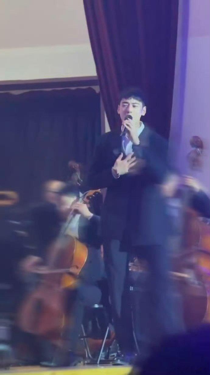 车银优逃税风波后首现身 车银优风波后首露面，还在服兵役？车银优风波后首露面
