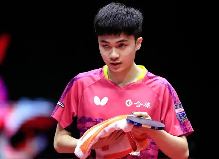 孙颖莎命悬一线，拒绝尼罗河翻船

2026澳门世界杯女单1-4决赛，孙颖莎对阵埃