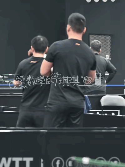 哈哈哈，咱说吧莎莎也是个正常人，训练谁没点惰性呀，但是该完成的翔哥会盯着，莎莎也