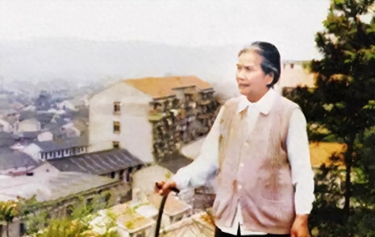 1979年原中央妇女部长周月林向组织提出一项特殊要求，她的请求最终获得批准
19
