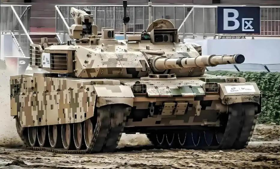 泰柬冲突VT4坦克实力遭到嘲讽！

VT4坦克被外媒一顿嘲讽，说是中国武器垃圾，