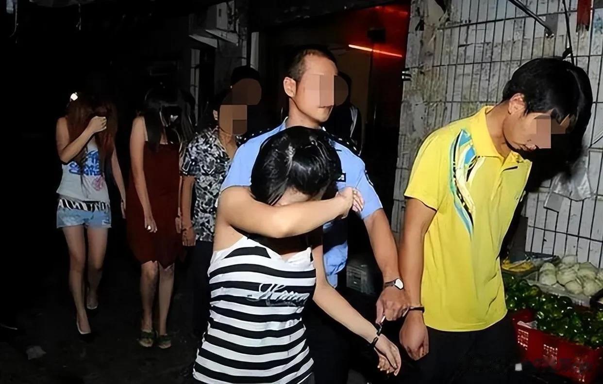 而且往往是一个女人有很多男人，甚至一个女人最多有八个男人。规模之大令人咋舌，而主