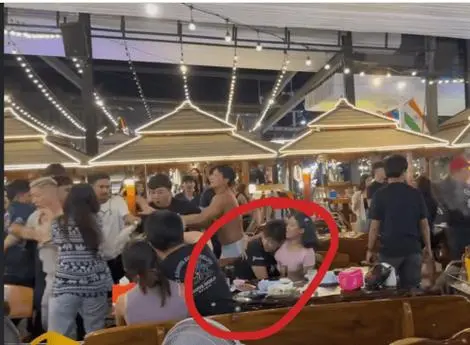 震惊！韩国人伪装中国人在泰国大打出手，背