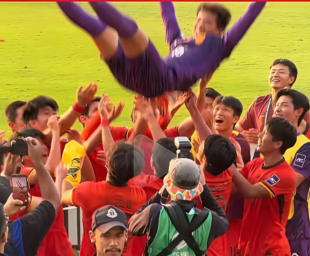 只靠一个门将，中国足球能走多远呢
       其实这场比赛整个过程来看，中国足