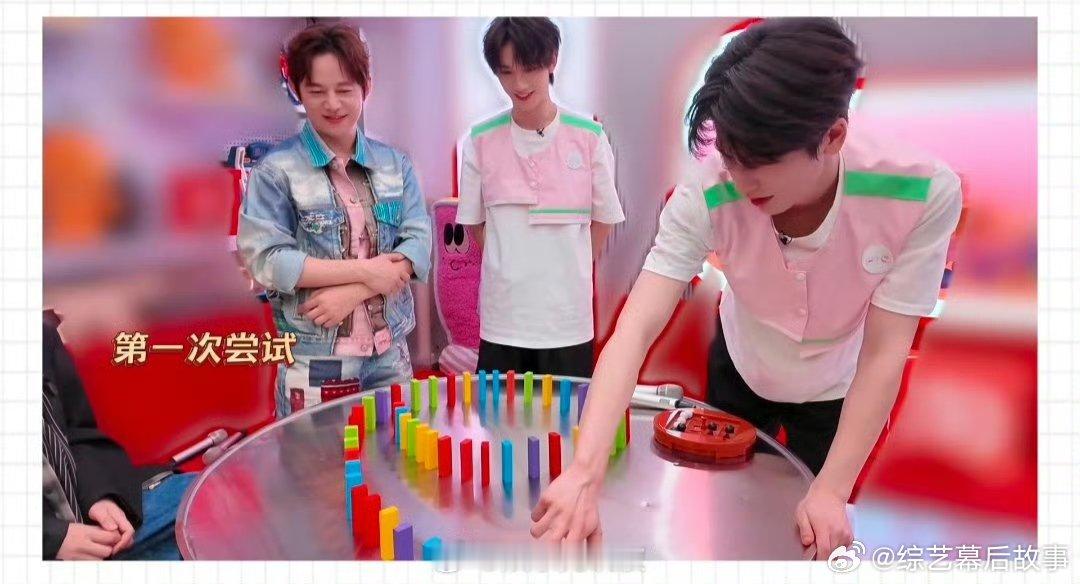 丁程鑫发你好星期六vlog你好星期六 不愧是舞担！三支舞无缝切换，每支都好看炸 