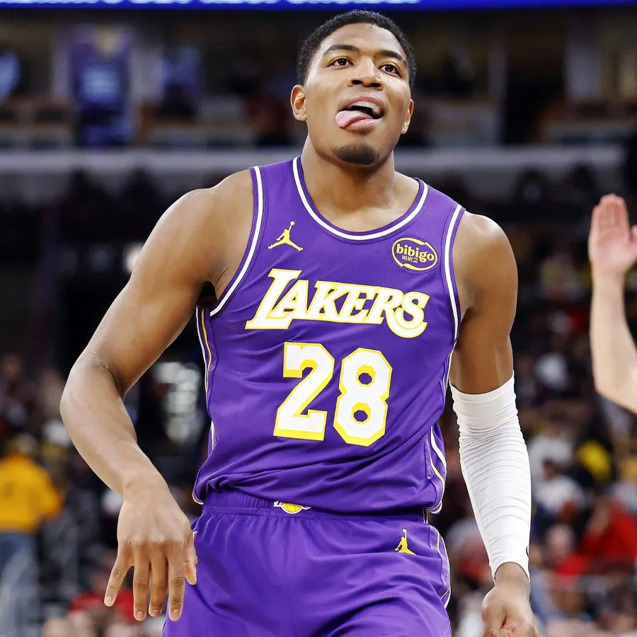 湖人vs火箭湖人八村变八神湖人每场触发一个外线神射 八村垒首节6中6，拿下16分