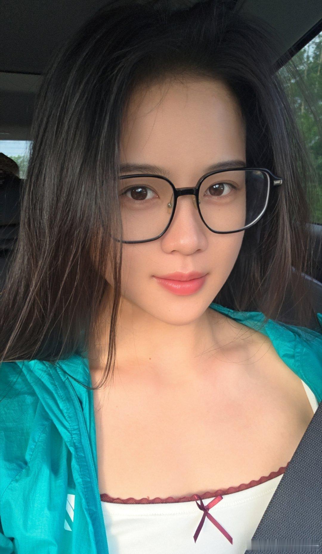 真的建议大家不要过度礼貌正常一点就行，谢谢，不客气，不好意思…… 