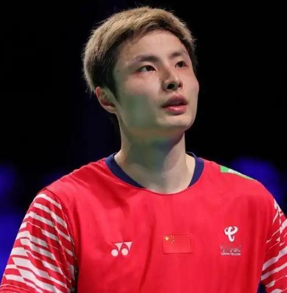 北京时间12月19日，世界羽毛球巡回赛总决赛小组赛迎来第三轮，我们看看男单的对阵