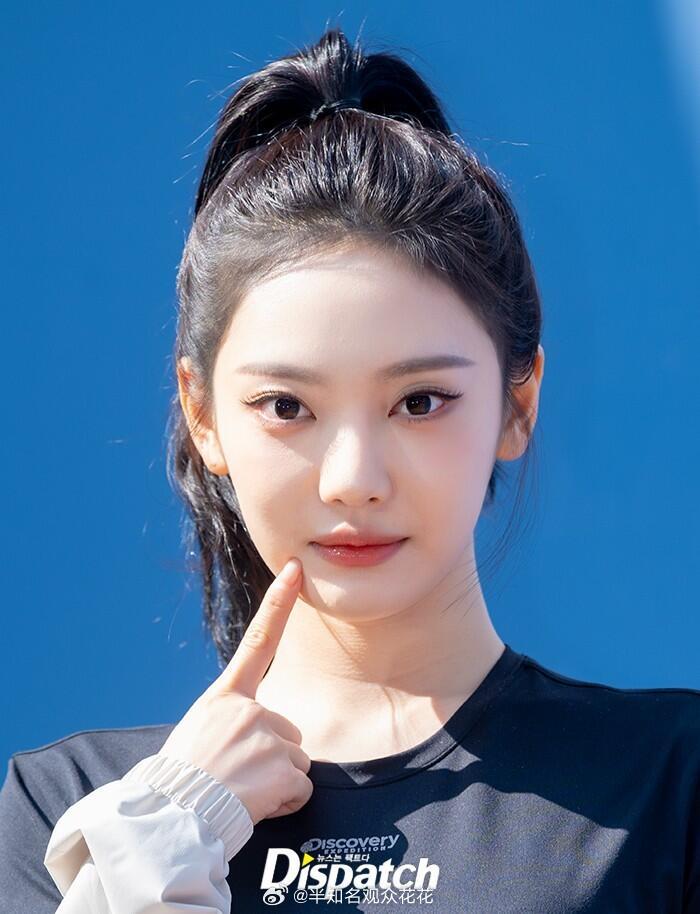 宁艺卓黑色紧身套装宁艺卓站台活动新闻图 女神状态这个好 