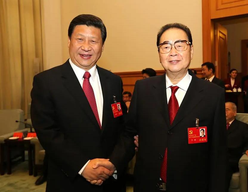 1981年，电力部一些老同志联名向中央反映，对李鹏出任部长表示担忧。他们认为这位