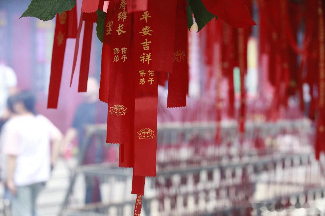 在辽宁铁刹山许你一个未来 年轻人暑期出游不用纠结目的地，辽宁铁刹山一站式满足全部