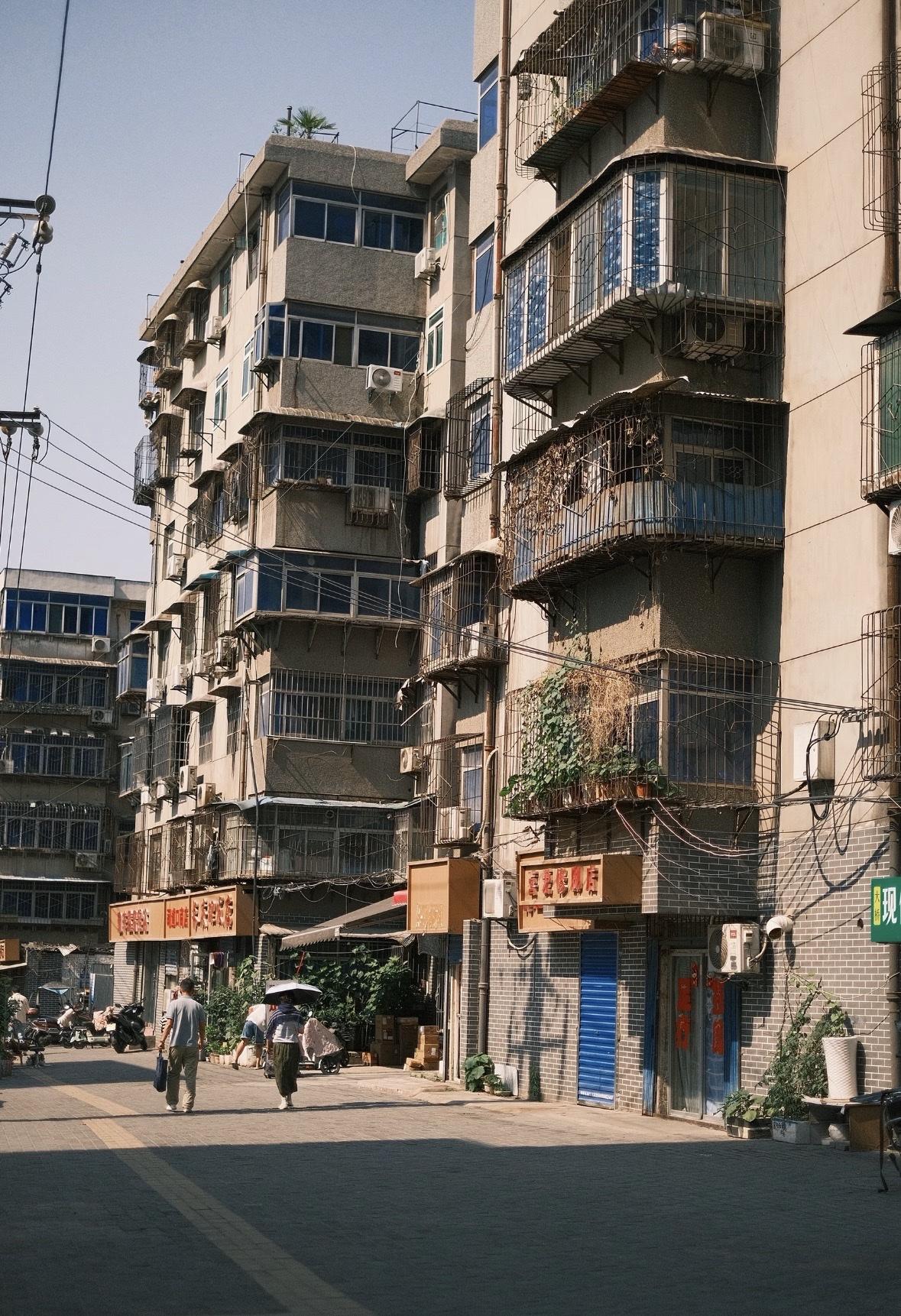 千万不要好心办坏事。
闺蜜说五一来荆州玩两天，说住我家顺便唠唠家常，也能省不少钱