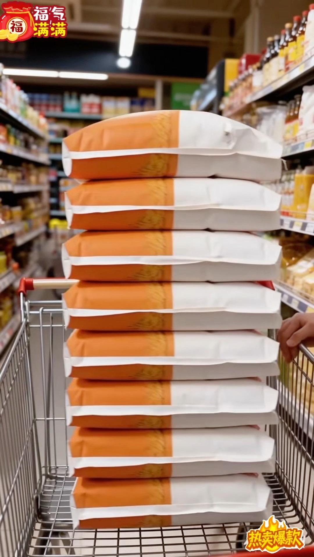 家里喜欢吃面食的看过来：强烈安利五得秋八星雪花粉～粉质细腻得像溶雪维白...