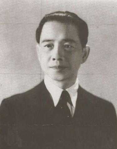 1938年12月，汪精卫从重庆启程，搭乘专机前往昆明。在此次出行之前，汪精卫与蒋