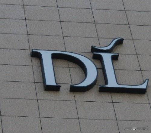 胖东来疯了？参观一次收2万！网友吵翻：这钱到底谁会掏？
 
胖东来刚官宣个事儿，