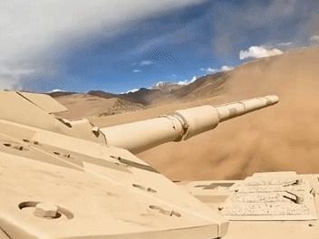 中国国防部向世界通告：解放军全时待战，随时能战，战之必胜！引美西方高度关注。
 