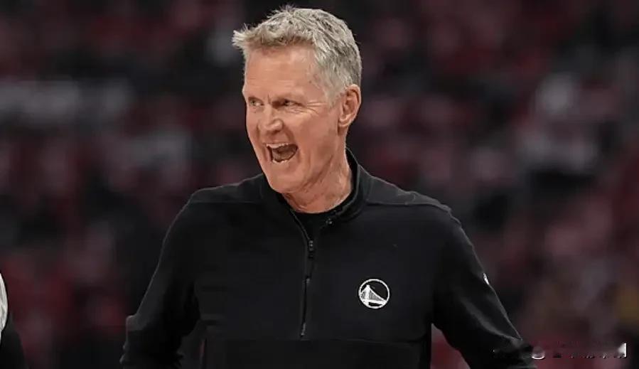 科尔：让佩顿首发就是为了盯范弗利特，他今天又爆了

5月3日消息，NBA季后赛火