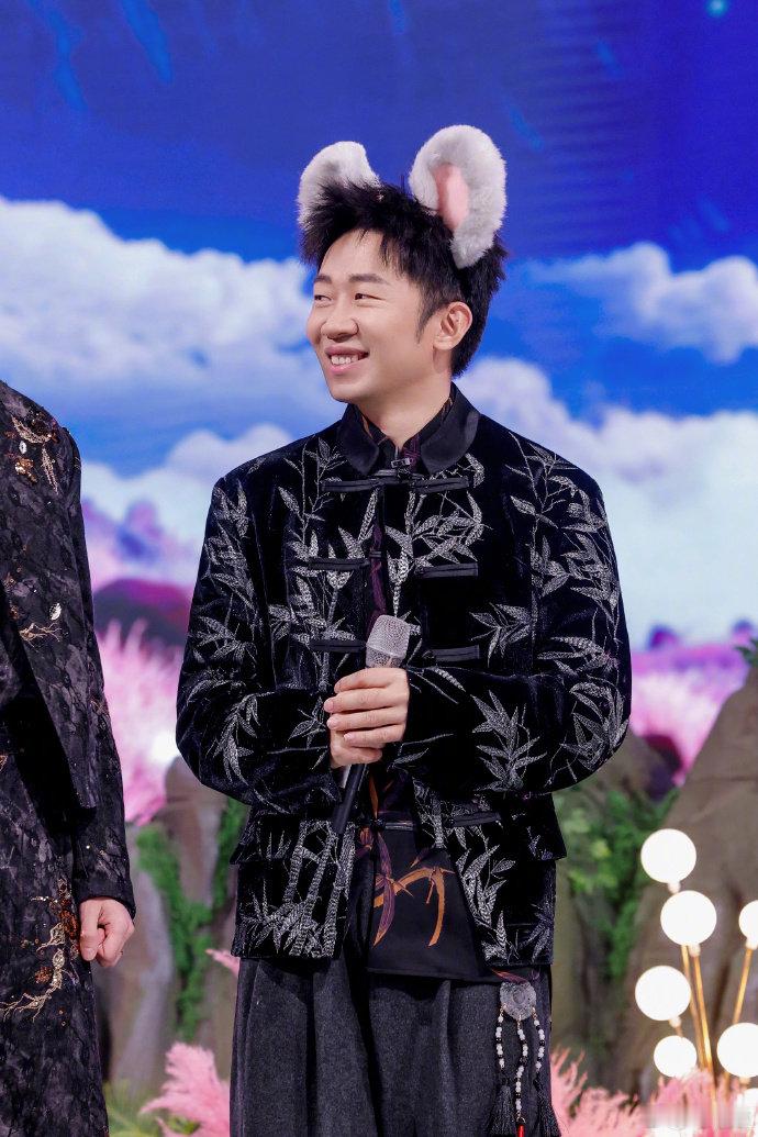 你好星期六全员动物塑绿幕小剧场的抽象程度直接封神！是谁的脑洞开到外太空了，我不说