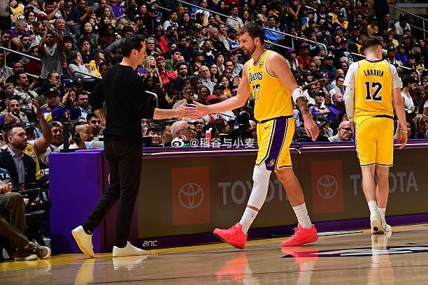 东契奇这个伤病说明了一点，现代NBA对于球员身体的要求就是要比几十年前高多了。在