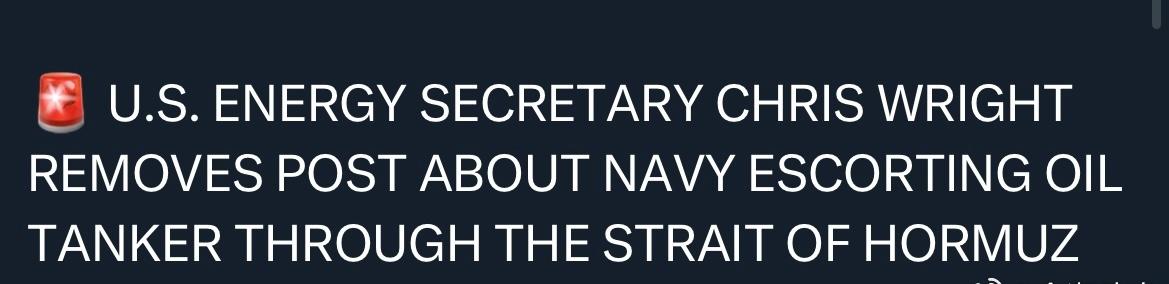 立马发帖，仔细一看船上旗帜是五颗星的，赶紧删帖黄金白银黄金贵金属美原油a股 
美