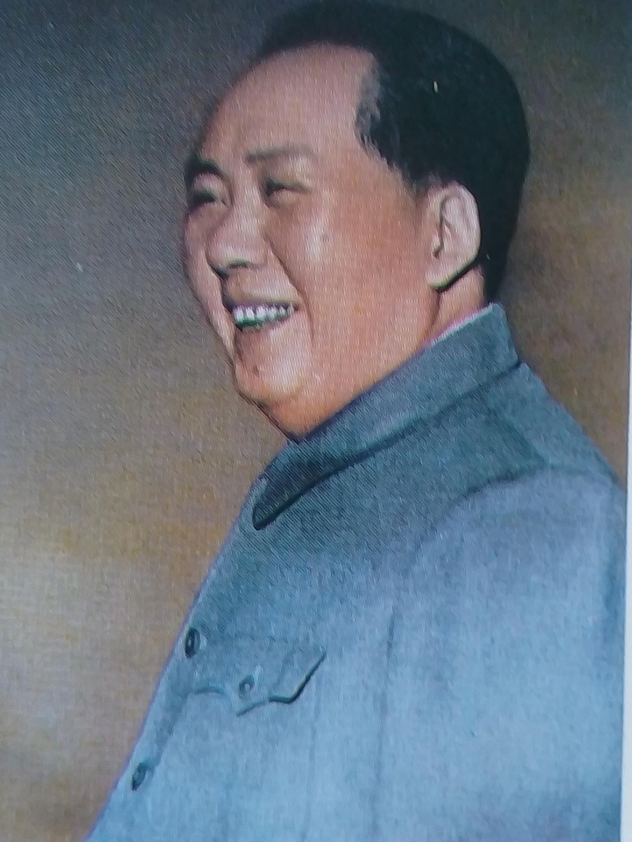 毛主席晚年最担心什么。
      毛主席最担心中国出现资本主义。他老人家说：因