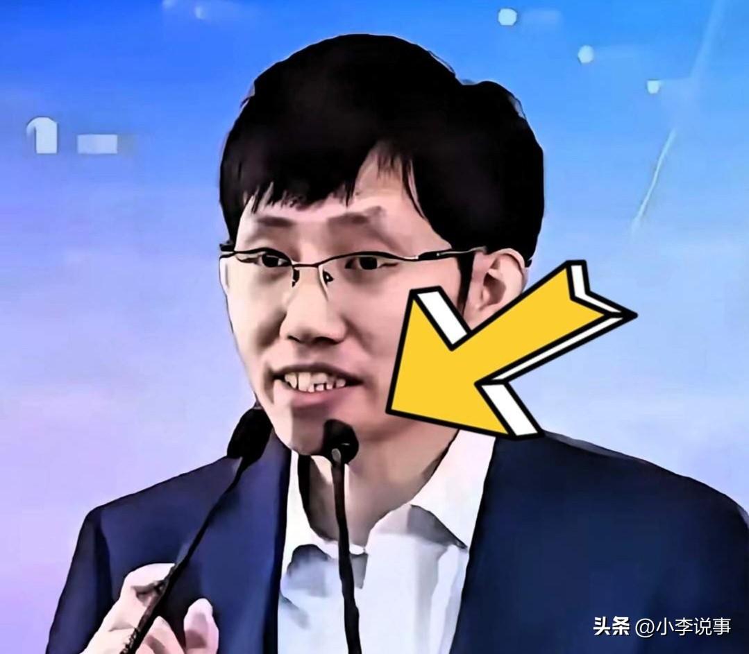 凭什么散户进场一开始就注定吃亏？
 
现在全网都在热议梁文锋和AI量化的风波。