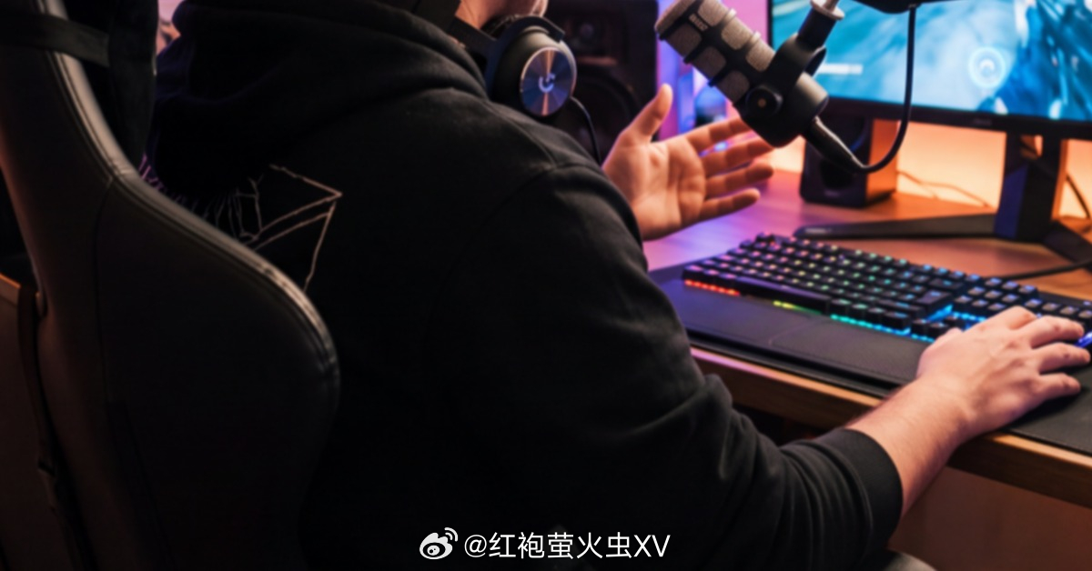 18日晚间8时30分左右，韩国，全罗南道，新安郡，一名 56 岁男性 YouTu