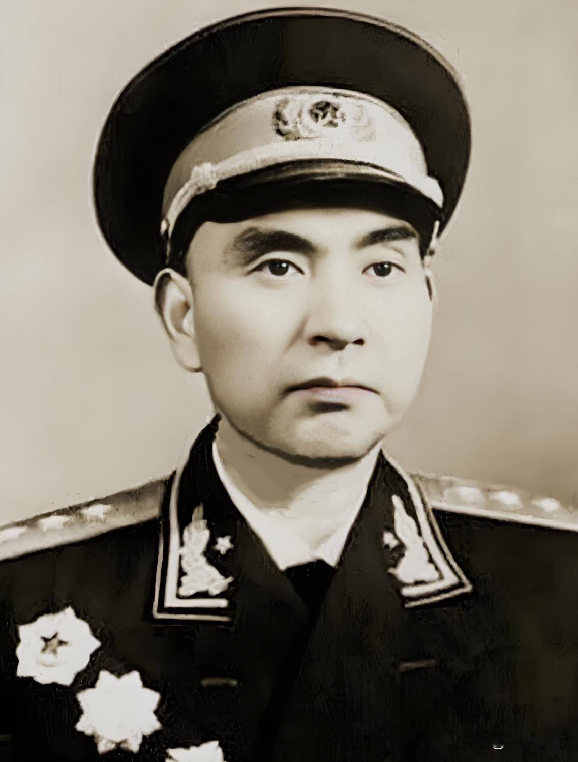 1950年春，离乡二十年的兵团司令秘密派出一名侦察科长：找到我母亲，她叫刘世珍。