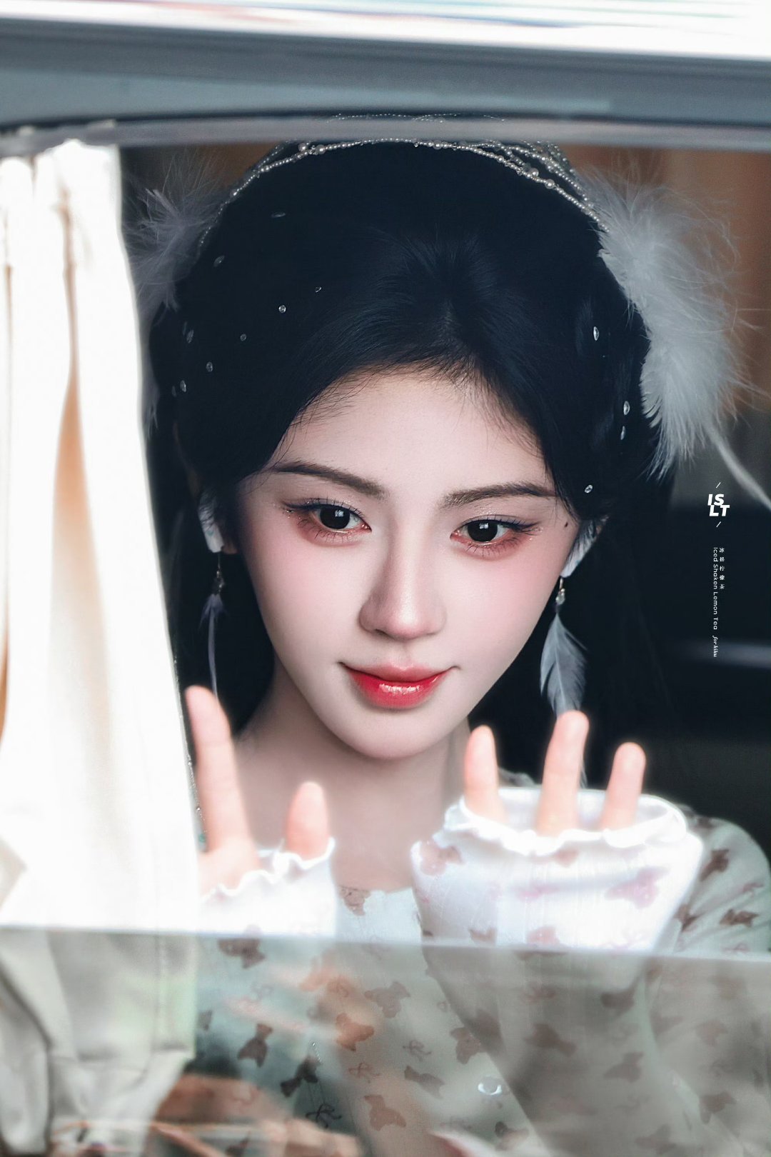 鞠婧祎 🍊鞠婧祎 🍊﻿鞠婧祎苏绿夏 ＂秋收冬藏，鸟语花香，你是来日方长.＂?