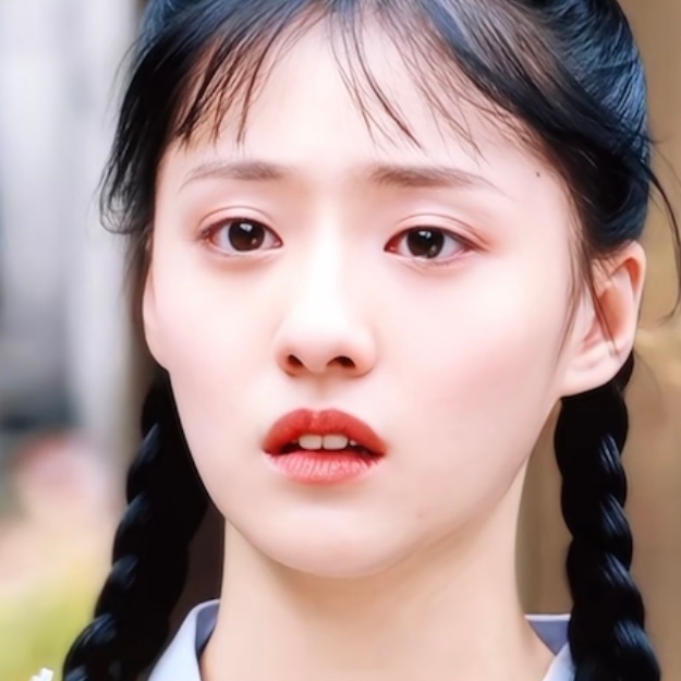 胡连馨哭戏共情力绝了 不得不说胡连馨的哭戏真的有看点👍🏻无论是冯玥、玥瑶，还