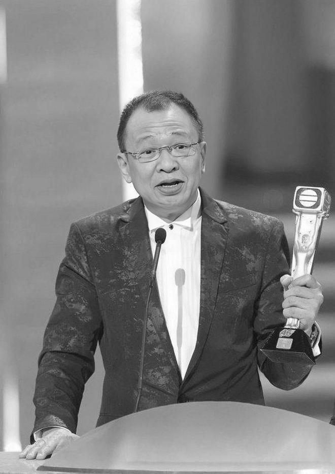 得知许绍雄去世后，89岁的谢贤一度哽咽：“讨厌我的都快走没啦！”

许绍雄比谢贤