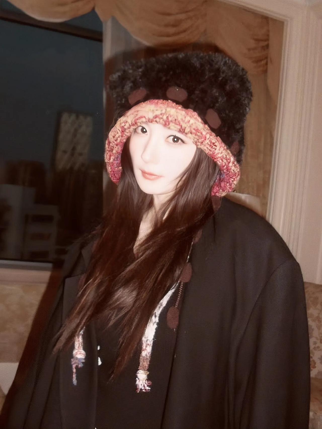 @杨幂 最新～美女姐姐 来啦[比心]
