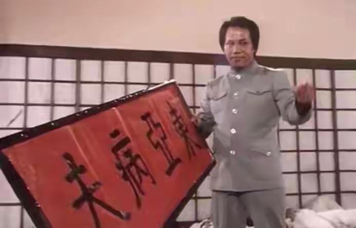 冬天对老人来说，确实是道难过的“坎”。老人本就有关节炎、风湿等病，冬天寒气一侵，