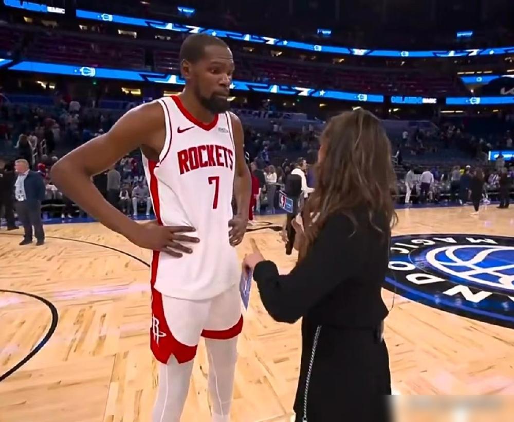 37岁的杜兰特，居然被火箭当成20岁的年轻人往死里用！
 
场均出场时间联盟前三