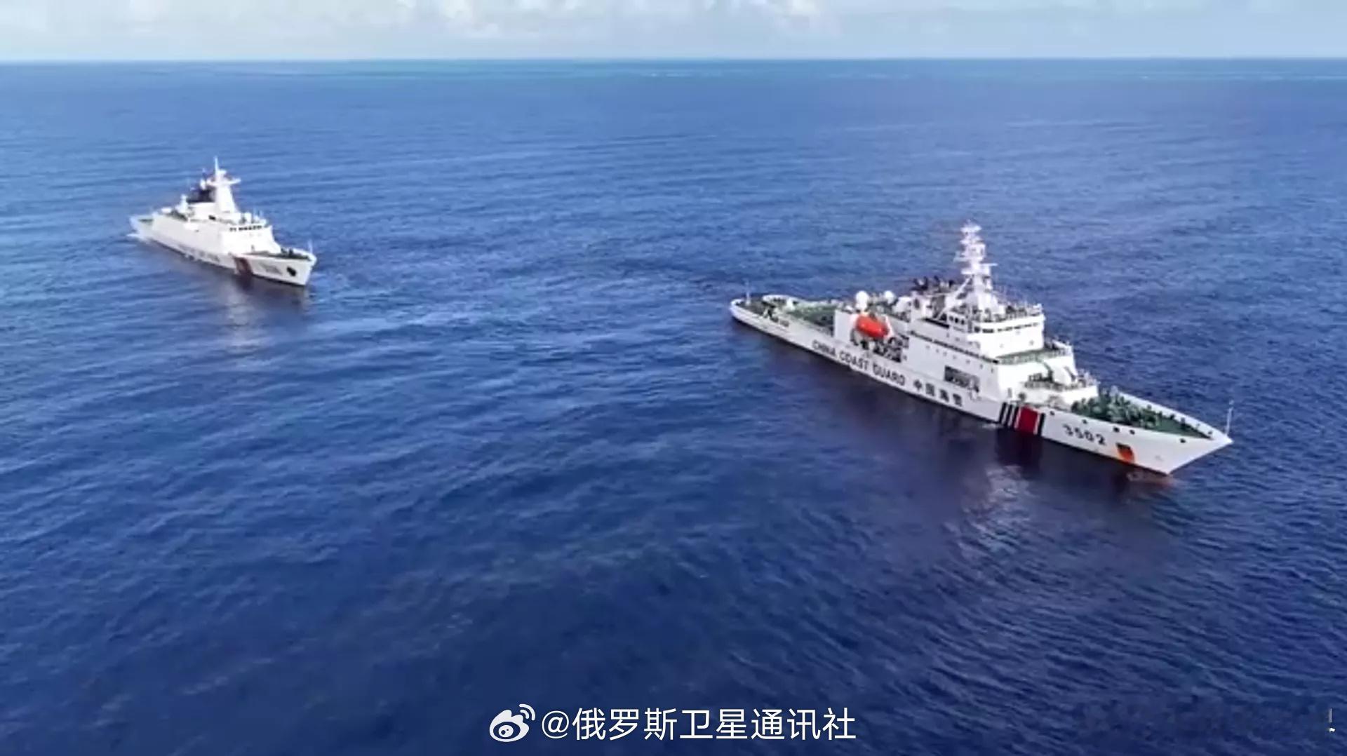 【解放军南部战区组织战备警巡，指菲律宾破坏地区和平】解放军位南海海域进行战备警巡